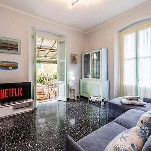 Appartamento Terrazza Portofino Splendido Con Piscina Idromassaggio E Parcheggio Gratuito, Santa Margherita Ligure